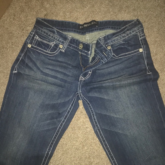 Express Jeans - Picture 3 of 6
